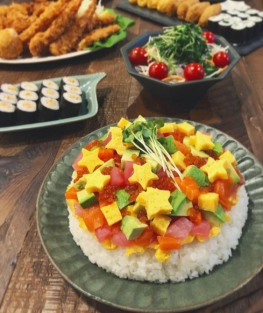 ひな祭りにちらし寿司を食べる理由は？おすすめレシピも紹介